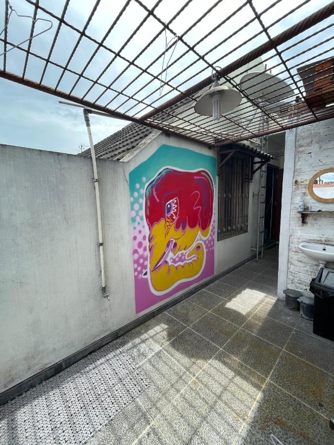 Gorga Hostel Джок'якарта Екстер'єр фото