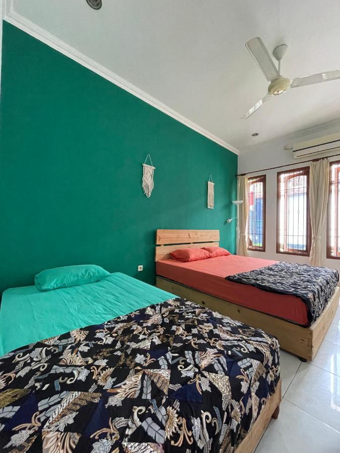 Gorga Hostel Джок'якарта Екстер'єр фото